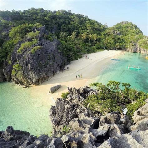 camarines sur tourist spots.
